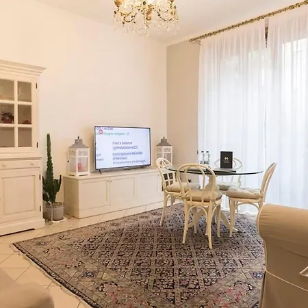 Classbnb - Two Apartments 400 Meters From The Duomo Milan Exterior photo